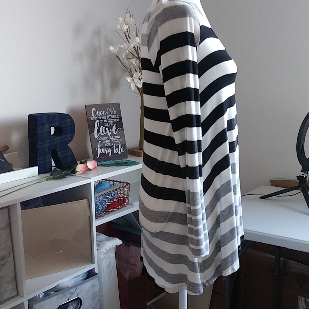 Puella Anthropologie long sleeve blouse - Picture 2 of 6